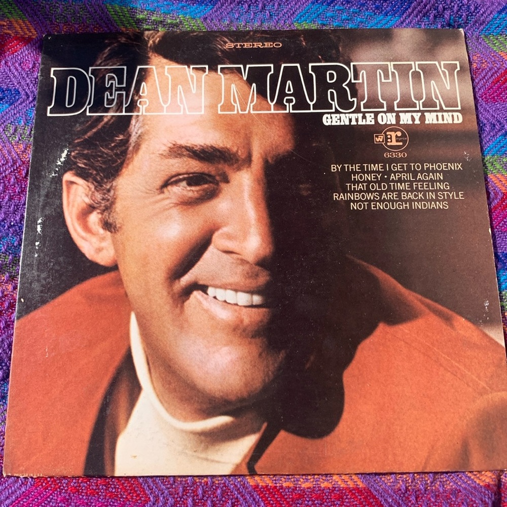 Dean Martin vinyl Gentle on my mind — vintage sleeve